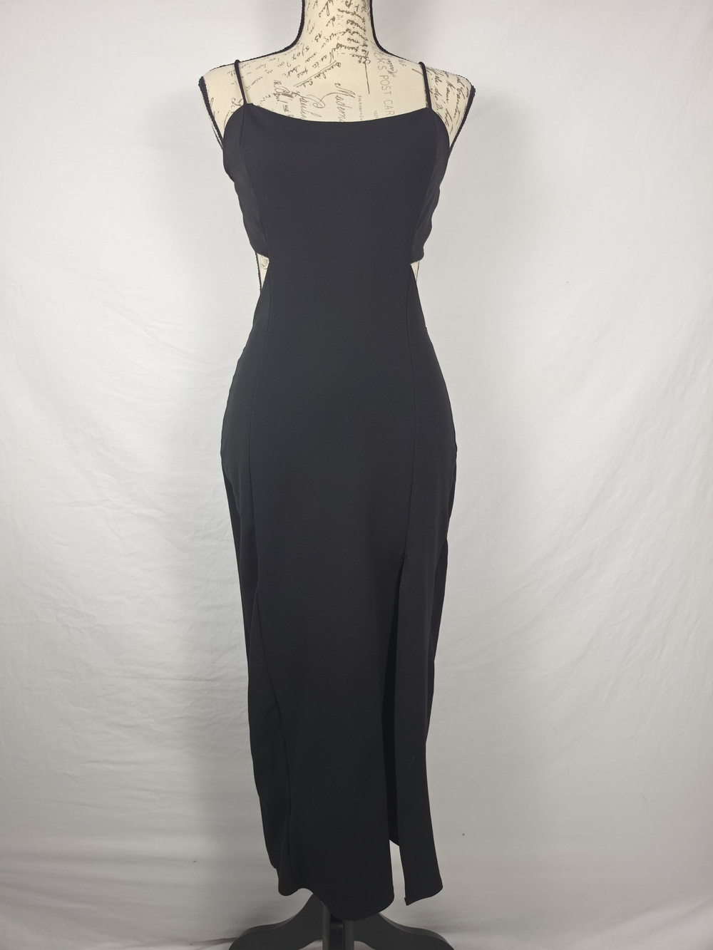 Klesis Black Cut-Out Maxi Dress with Slit - Large
